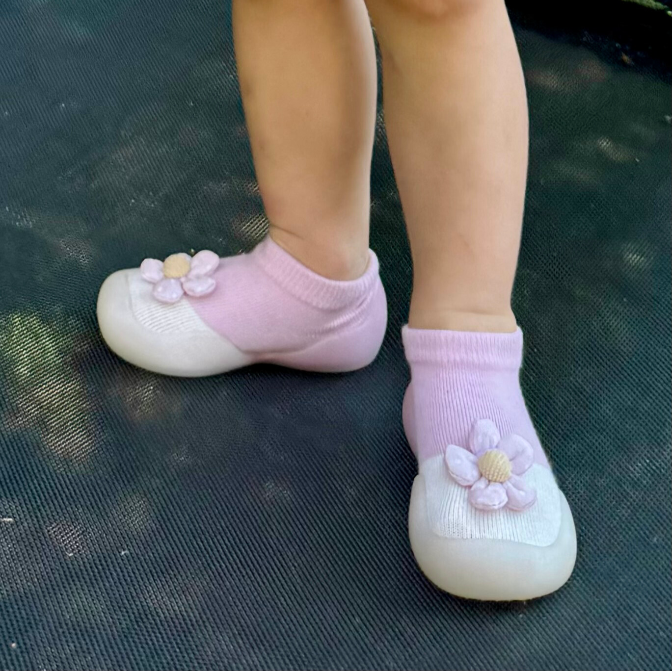 Soft and comfortable stretchy pink flower shoes.png