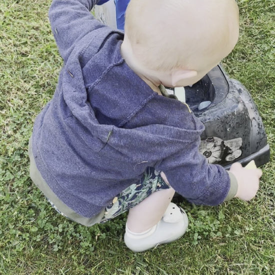 Playing on wet ground in shoes