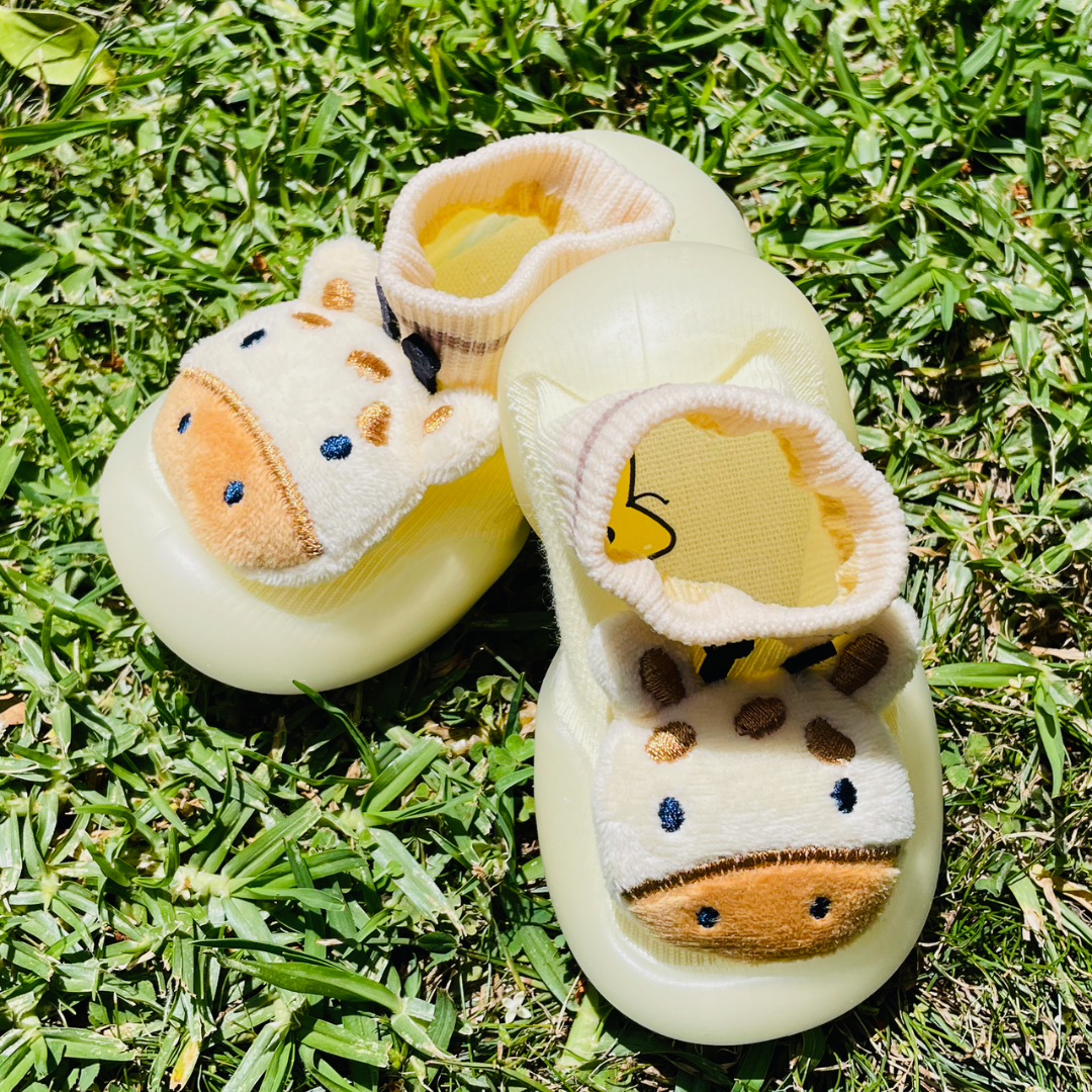 Bumbi Kids Cream Giraffe Shoes Side