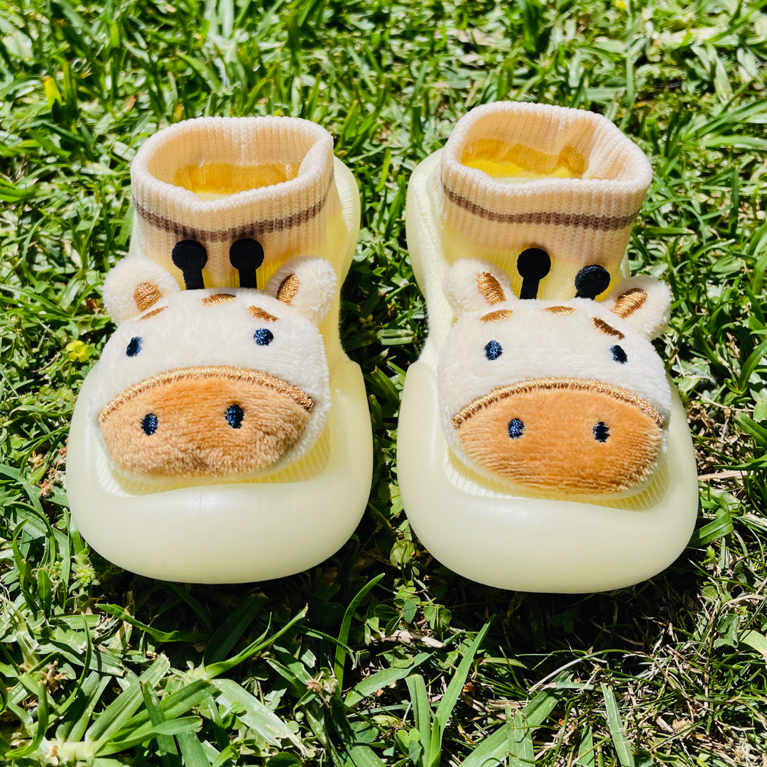 Cream on sale infant shoes